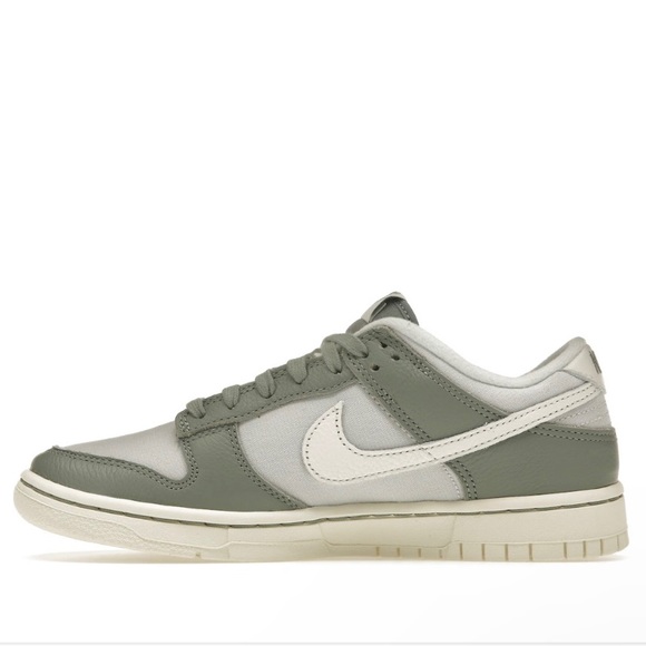 Nike Dunk Low Retro Premium